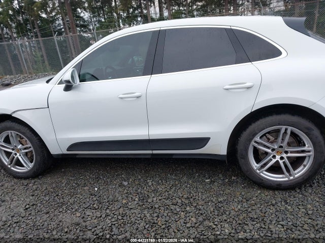 WP1AB2A51HLB21097 Porsche MACAN S