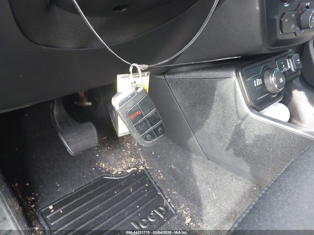 2019 JEEP RENEGADE ZACNJBBB1KPK50192 Photo 10