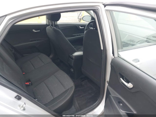 3KPA24AB2JE079203 KIA RIO S