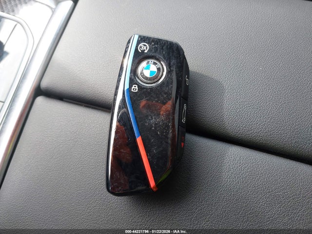 2025 BMW X5 5UX33EU00S9Y18742 Photo 10