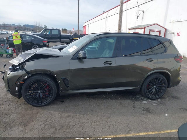 5UX33EU00S9Y18742 BMW X5 M60i