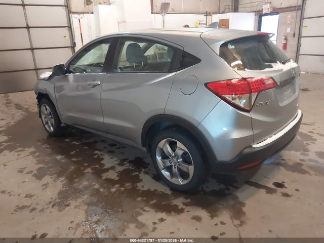 3CZRU6H37NM739426 Honda Hr-v Awd Lx