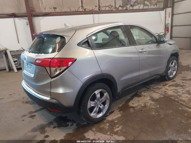 3CZRU6H37NM739426 Honda Hr-v Awd Lx