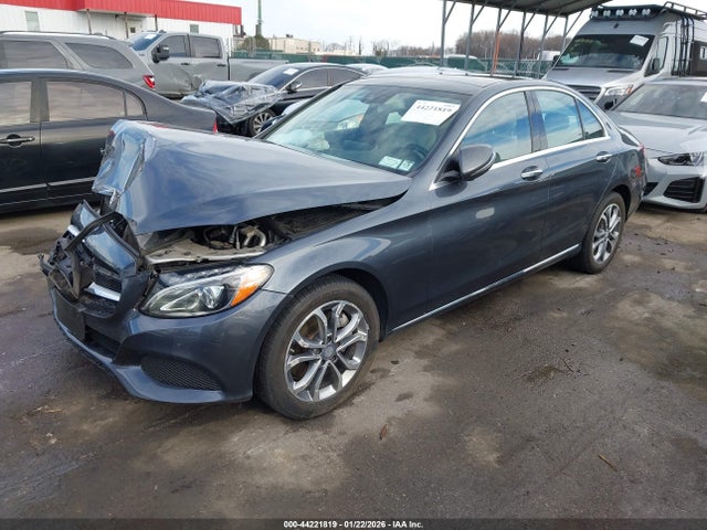 44221819 :رقم المزاد ، 55SWF4KB4GU138312 vin ، 2016 Mercedes-benz C 300 4matic مزاد بيع