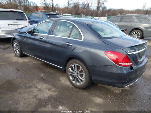 44221819 :رقم المزاد ، 55SWF4KB4GU138312 vin ، 2016 Mercedes-benz C 300 4matic مزاد بيع