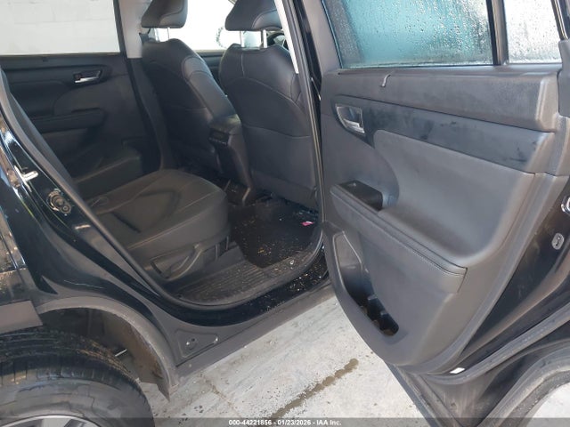 5TDKDRBH7PS518554 Toyota Highlander Xle
