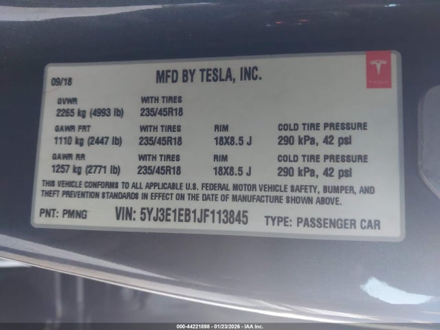 2018 TESLA MODEL 3 5YJ3E1EB1JF113845 Photo 8