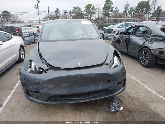 Продажа на аукционе авто 2023 Tesla Model Y, vin: 7SAYGAEE5PF903249, номер лота: 44221919