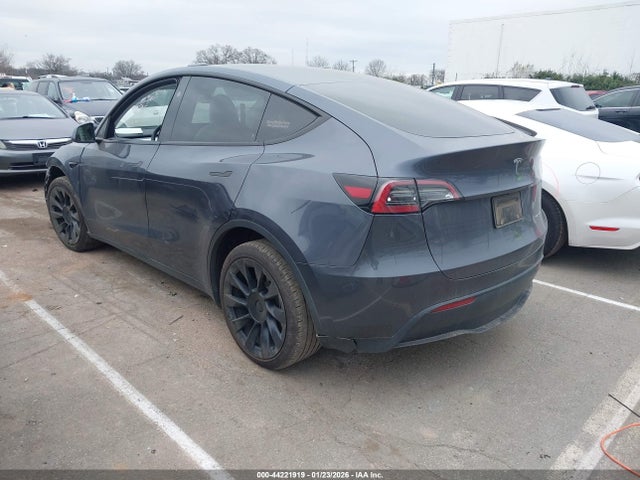 2023 TESLA MODEL Y 7SAYGAEE5PF903249 Photo 2