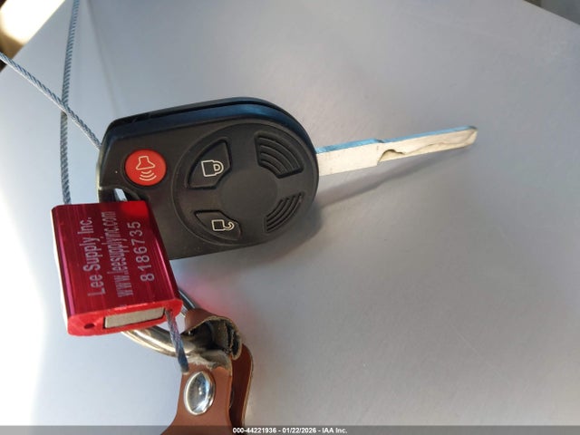 1FMCU9G96EUD88521 Ford ESCAPE SE