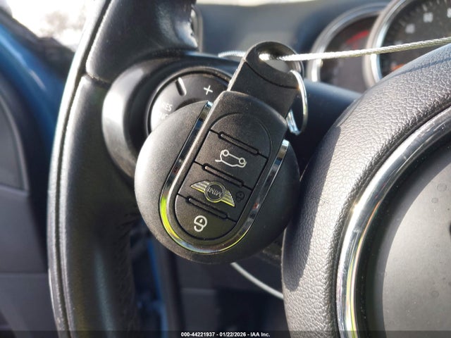 2018 MINI COUNTRYMAN WMZYT5C33J3E61502 Photo 10