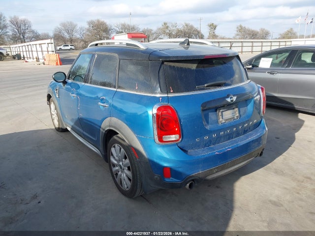 2018 MINI COUNTRYMAN WMZYT5C33J3E61502 Photo 2