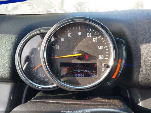 2018 MINI COUNTRYMAN WMZYT5C33J3E61502 Photo 6