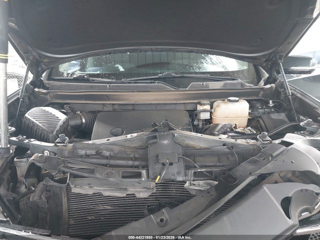 1GNERGKW8KJ317437 Chevrolet Traverse 1lt