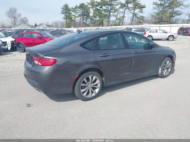 44221957 :رقم المزاد ، 1C3CCCBB4FN636117 vin ، 2015 Chrysler 200 S مزاد بيع