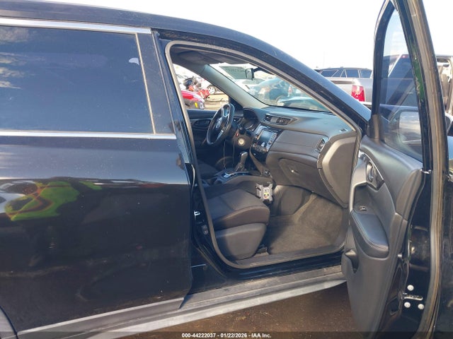 Nissan ROGUE S 2019 JN8AT2MT7KW503749 Image 5