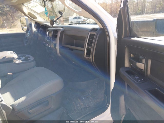 Продажа на аукционе авто 2018 Ram 2500 Tradesman  4x4 6'4 Box, vin: 3C6UR5CJ7JG341330, номер лота: 44222039