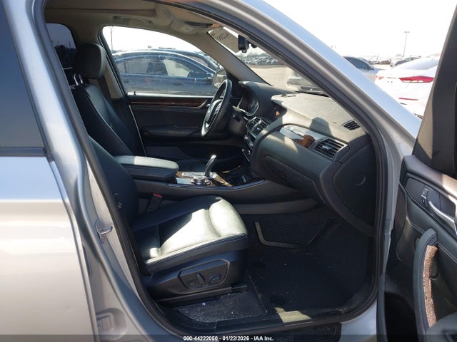 44222050 :رقم المزاد ، 5UXWX9C51G0D94377 vin ، 2016 Bmw X3 Xdrive28i مزاد بيع
