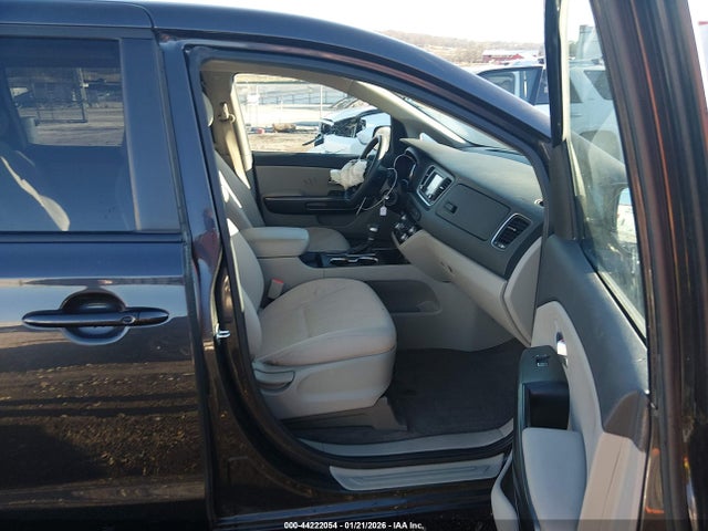 Продаж на аукціоні авто 2019 Kia Sedona Lx, vin: KNDMB5C16K6551398, номер лоту: 44222054