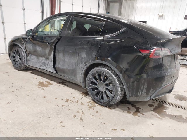 7SAYGDEE4NF363715 Tesla Model Y Long Range Dual Motor All-wheel Drive