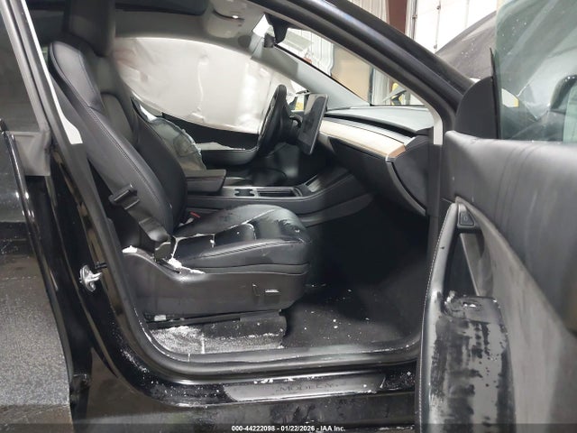7SAYGDEE4NF363715 Tesla Model Y Long Range Dual Motor All-wheel Drive