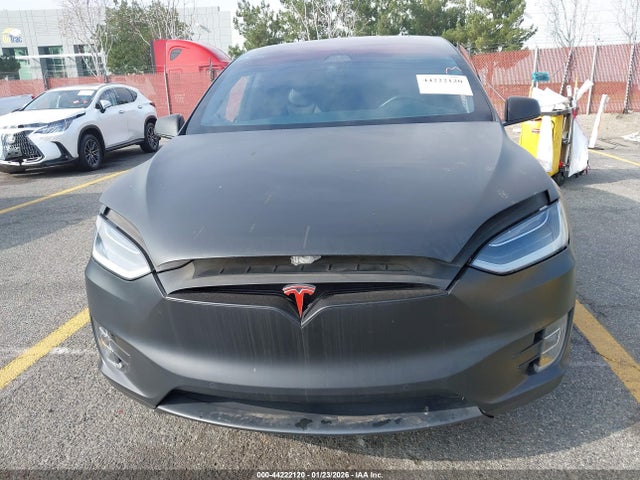 Tesla Model X 100d/75d/p100d 2018 5YJXCBE26JF090821 Image 13