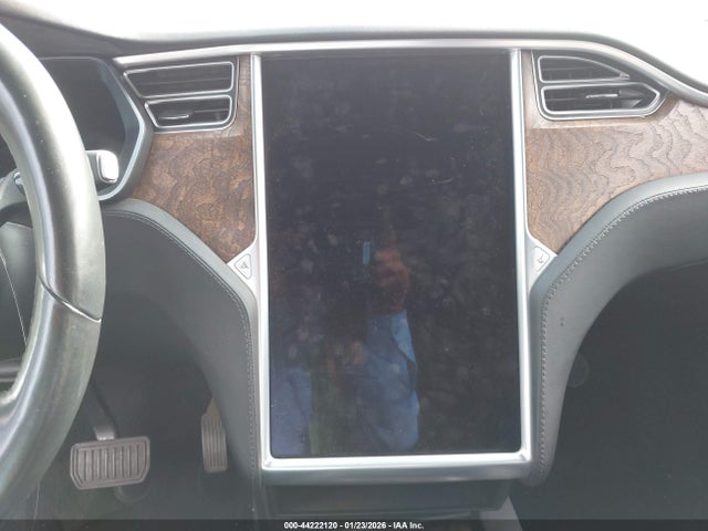 Tesla Model X 100d/75d/p100d 2018 5YJXCBE26JF090821 Image 19