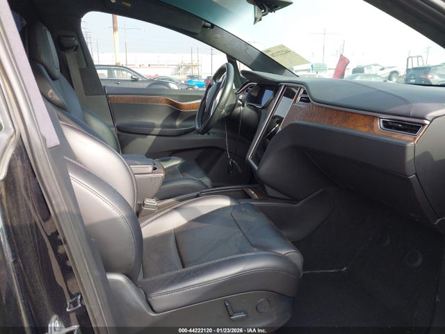 2018 TESLA MODEL X 5YJXCBE26JF090821 Photo 4