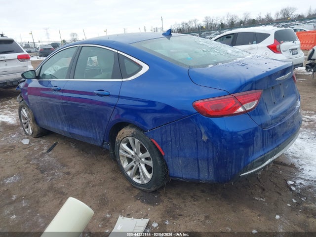 2015 Chrysler 200 Limited მანქანა იყიდება აუქციონზე, vin: 1C3CCCAB1FN592868, აუქციონის ნომერი: 44222144