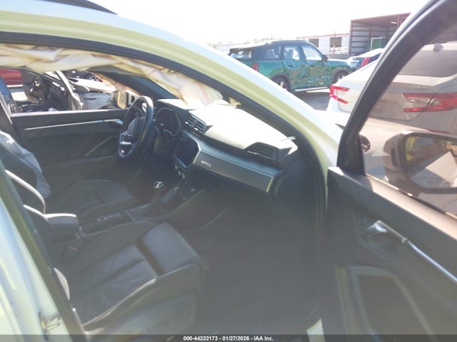 2021 AUDI Q3 WA1DECF33M1082113 Photo 4