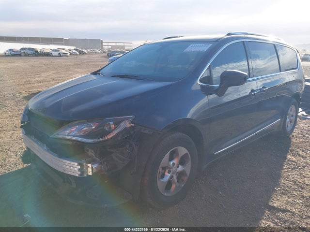 2C4RC1EG6HR531439 Chrysler Pacifica Touring-l Plus