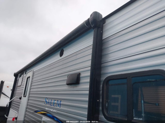 4X4TSMC27JA320594 Forest River Salem 27d