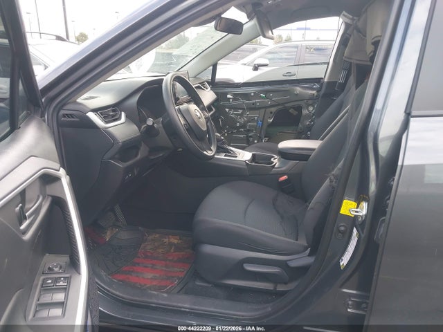 Toyota RAV4 LE 2021 2T3H1RFV8MW111677 Image 5