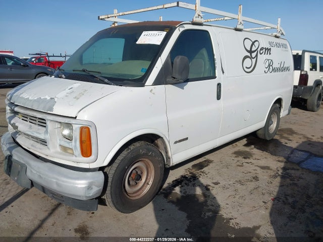 1999 CHEVROLET EXPRESS 1GCEG15WXX1036321 Photo 1
