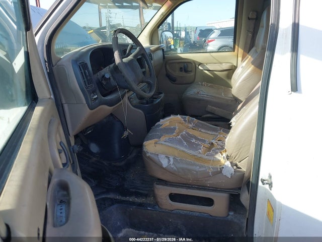 1999 CHEVROLET EXPRESS 1GCEG15WXX1036321 Photo 4