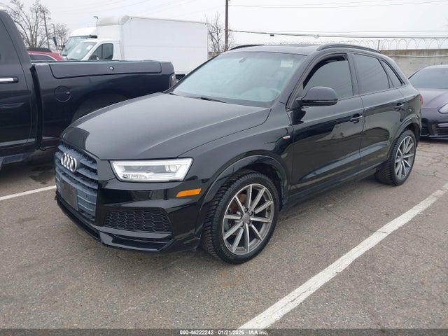 2018 AUDI Q3 WA1HCCFSXJR005654 Photo 1