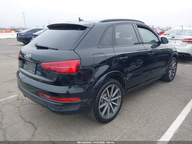 2018 AUDI Q3 WA1HCCFSXJR005654 Photo 3