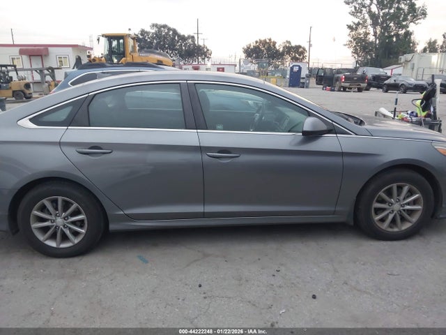 5NPE24AFXJH688507 Hyundai SONATA SE