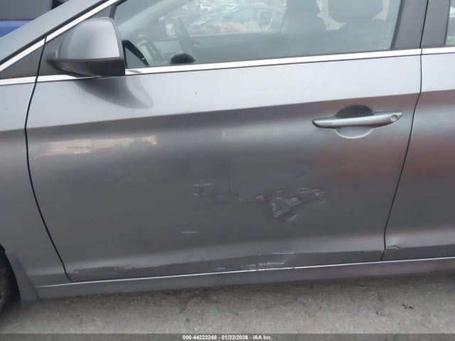 5NPE24AFXJH688507 Hyundai SONATA SE