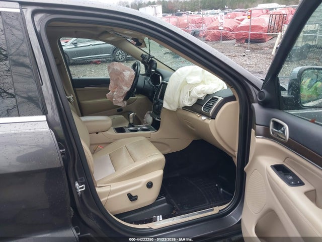 1C4RJEBG4HC752015 Jeep Grand Cherokee Limited 4x2