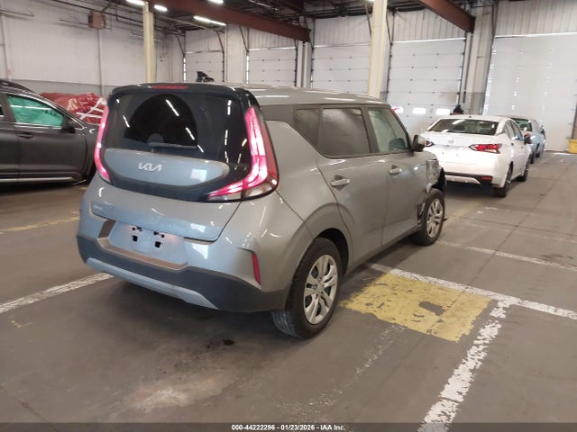KNDJ23AU1P7886770 KIA SOUL LX