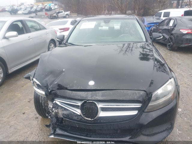 Продажа на аукционе авто 2015 Mercedes-benz C 300 4matic, vin: 55SWF4KB4FU027855, номер лота: 44222312