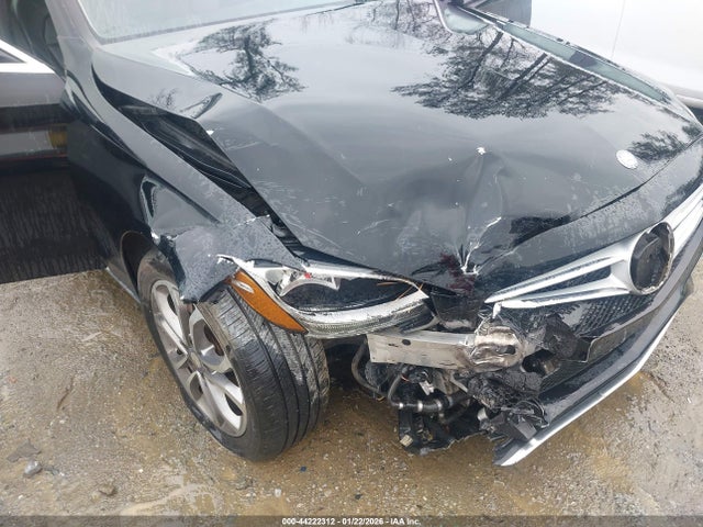 Продажа на аукционе авто 2015 Mercedes-benz C 300 4matic, vin: 55SWF4KB4FU027855, номер лота: 44222312