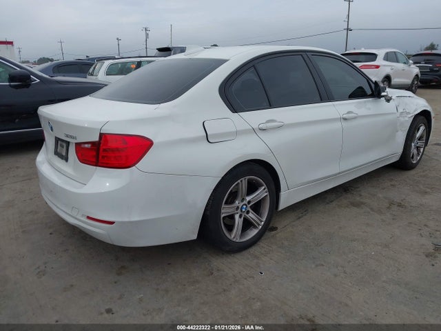 2015 BMW 328I WBA3C1C57FK124441 Photo 3