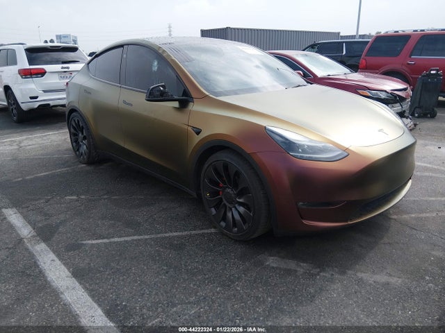 Продаж на аукціоні авто 2023 Tesla Model Y Performance Dual Motor All-wheel Drive, vin: 7SAYGDEF6PF863340, номер лоту: 44222324