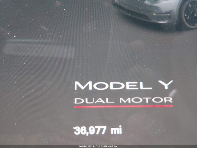 2023 Tesla Model Y Performance Dual Motor All-wheel Drive მანქანა იყიდება აუქციონზე, vin: 7SAYGDEF6PF863340, აუქციონის ნომერი: 44222324