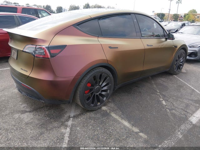 2023 Tesla Model Y Performance Dual Motor All-wheel Drive მანქანა იყიდება აუქციონზე, vin: 7SAYGDEF6PF863340, აუქციონის ნომერი: 44222324