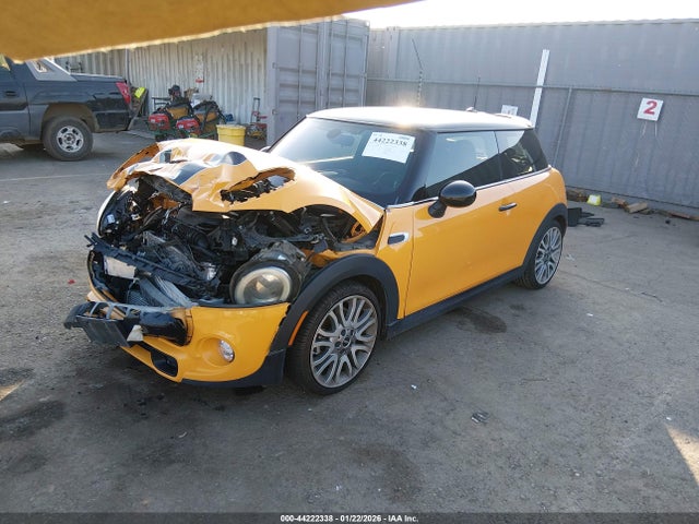 2015 MINI HARDTOP WMWXP7C5XF2A60973 Photo 1
