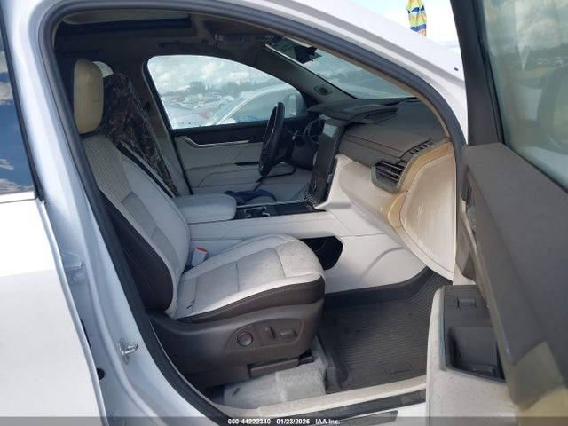 Продажа на аукционе авто 2024 Gmc Acadia Awd Denali, vin: 1GKENRKS3RJ174649, номер лота: 44222340