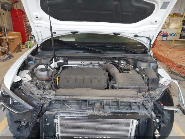 Продажа на аукционе авто 2022 Audi Q3 Premium Plus 45 Tfsi S Line Quattro Tiptronic, vin: WA1EECF37N1082010, номер лота: 44222382